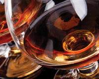 brandy-glass-Pouring-1212