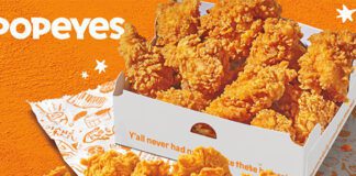 Popeyes chicken strips in a box