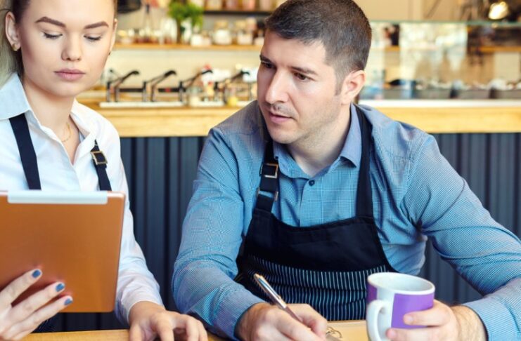 Small family restaurant calculating budget