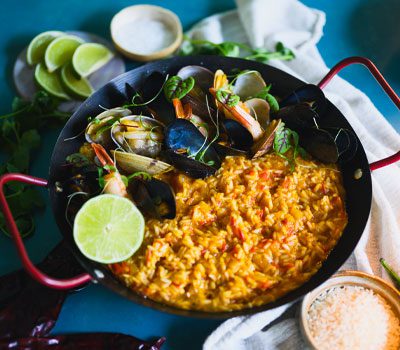 Chef Elia Herrera’s Arroz a la Tumbada, featuring U.S.-grown long grain rice, available @milpayyc.