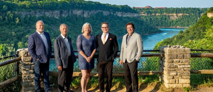 (L to R): Anthony Annunziata, president, Tourism Partnership of Niagara; Bill Falk, president, William Falk Farms Ltd.; Carolyn Hurst, Chair of the Board, Ontario Craft Wineries, and president, Westcott Vineyards Inc.; John Peller, president & CEO, Andrew Peller Ltd.; Gary Zalepa, Lord Mayor, Niagara-on-the-Lake, Ont. Credit: Mirza Noormohamed (CNW Group/Ontario Craft Wineries