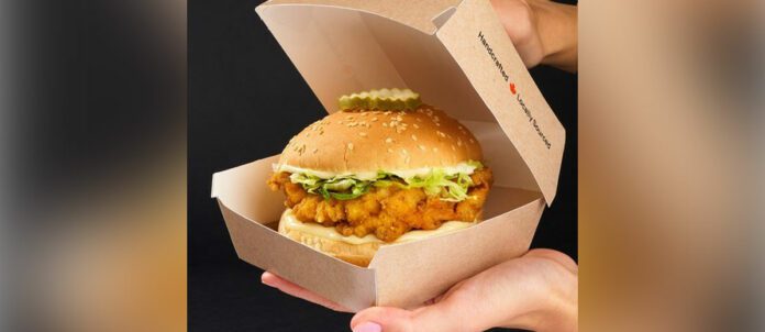 Mary Brown's Chicken Sandwich, Credit: Image provided by Mary Brown's Chicken (CNW Group/Mary Brown's Chicken)