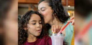 Denny’s partnered with Women’s Health Collective Canada (WHCC) Fundraiser