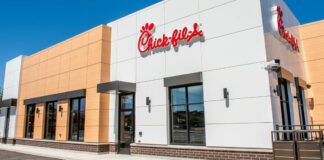 Chick-fil-A Orillia location Exterior photo
