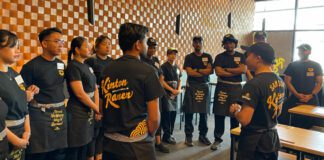 Kinton Ramen employees at London, Ontario restaurant location