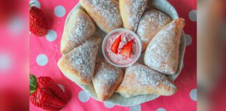 Doughbox's Berry Bites with powdered sugar and strawberry-infused whipped cream dip