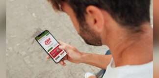 Customer using Pizza Nova Loyalty Program App: Ciao Rewards