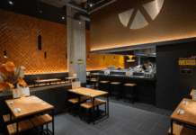 Kinton Ramen Restaurant interior
