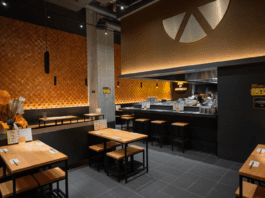 Kinton Ramen Restaurant interior